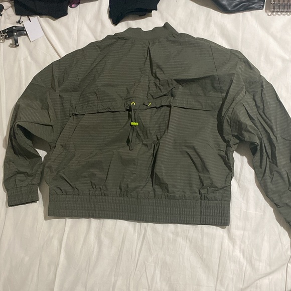 Zuda  fortitude wind breaker bomber jacket - Picture 6 of 8